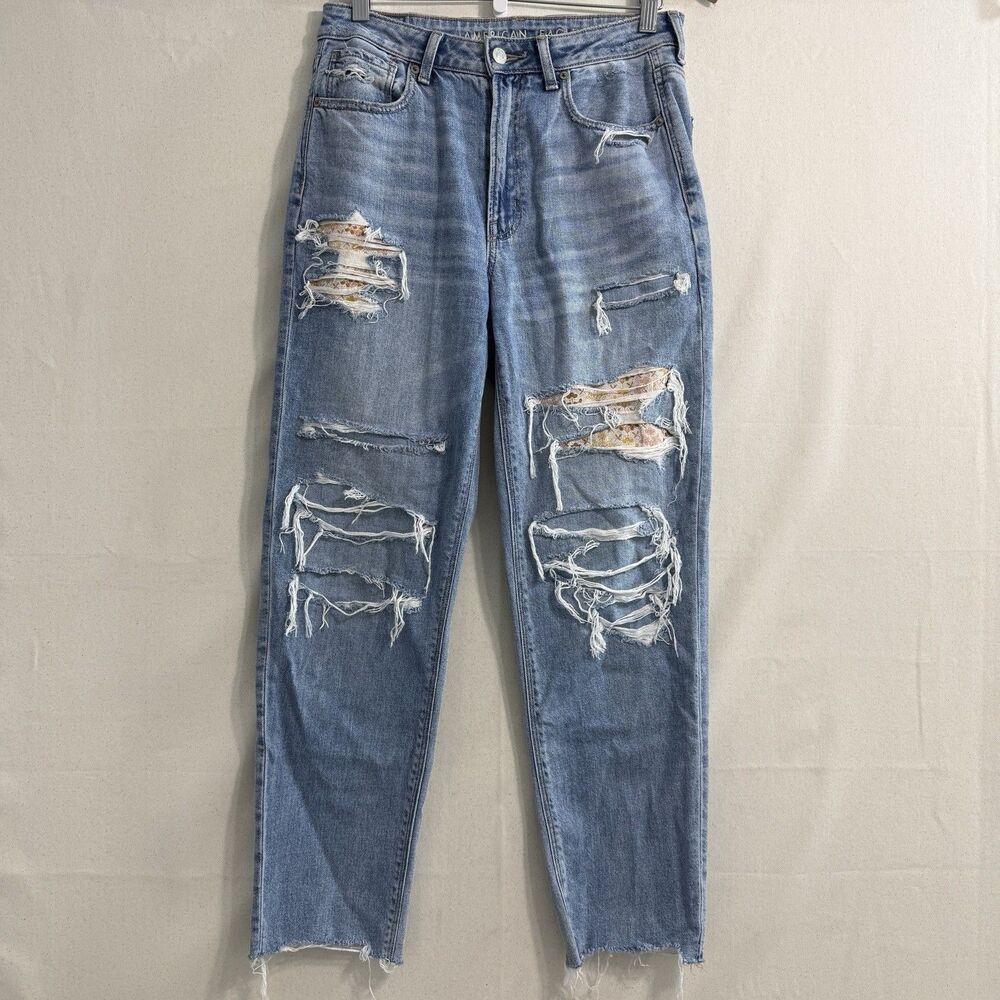 American Eagle Jeans Women's Size 6 Regular Blue Mom Straight Jean Distressed